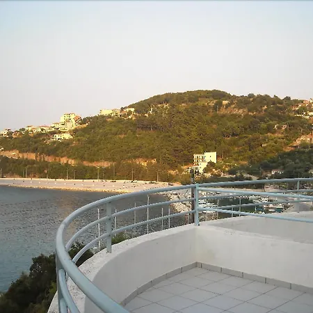 Harbour View Apartment
